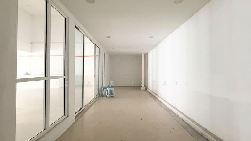 Rumah Niaga untuk Disewa di Bukit Jelutong (Shah Alam) - Izzaza Izzati - Interior - PropertyGuru.com.my