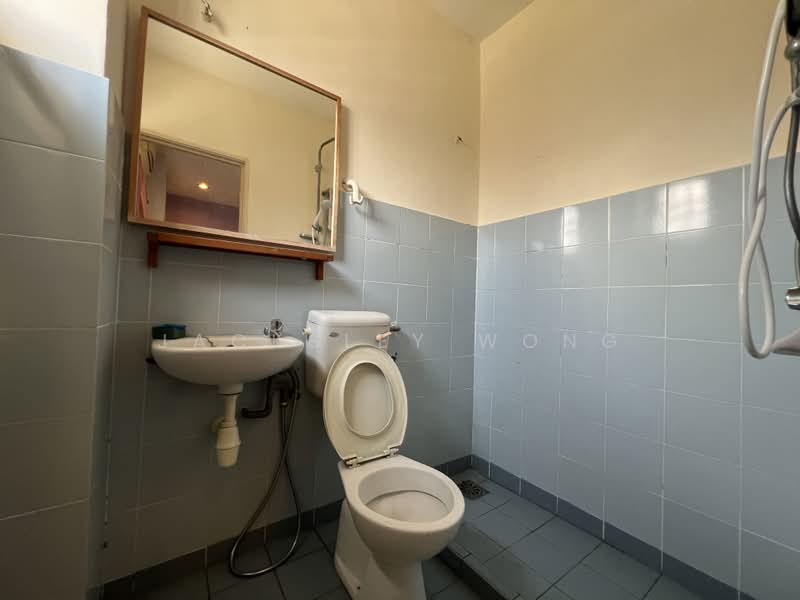 2-storey Terraced House for Sale in Bandar Mahkota Cheras (Cheras) - Jacksley Wong - Bathroom - PropertyGuru.com.my