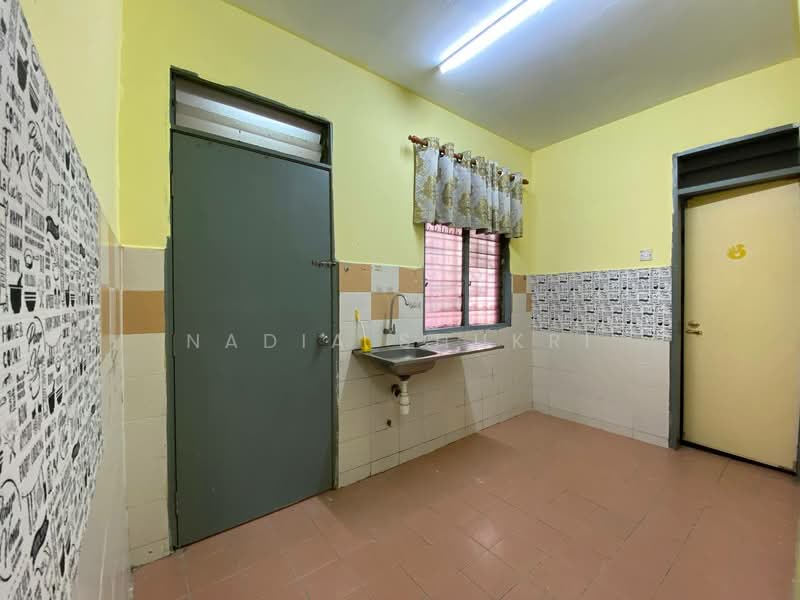 Apartment for Rent at Mentari Court - Nadia Shukri - Kitchen - PropertyGuru.com.my