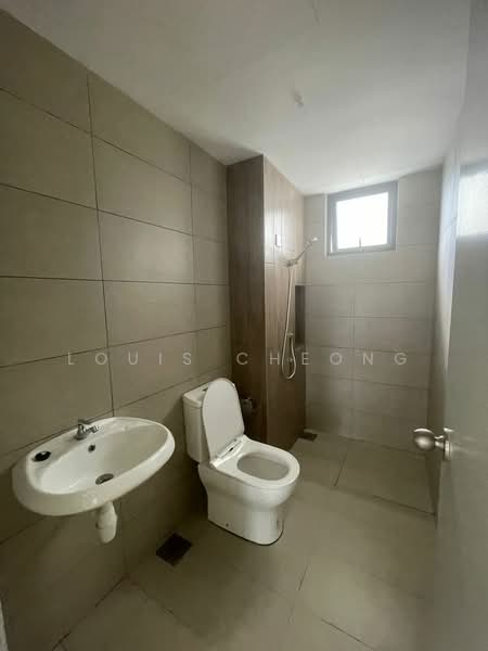 Kondominium untuk Dijual di LEA By The Hills - Louis Cheong - Bathroom - PropertyGuru.com.my