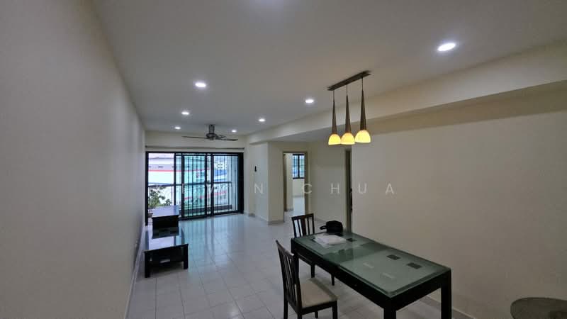 Pangsapuri untuk Disewa di Danga View Apartment - Kevin Chua - Living Room - PropertyGuru.com.my