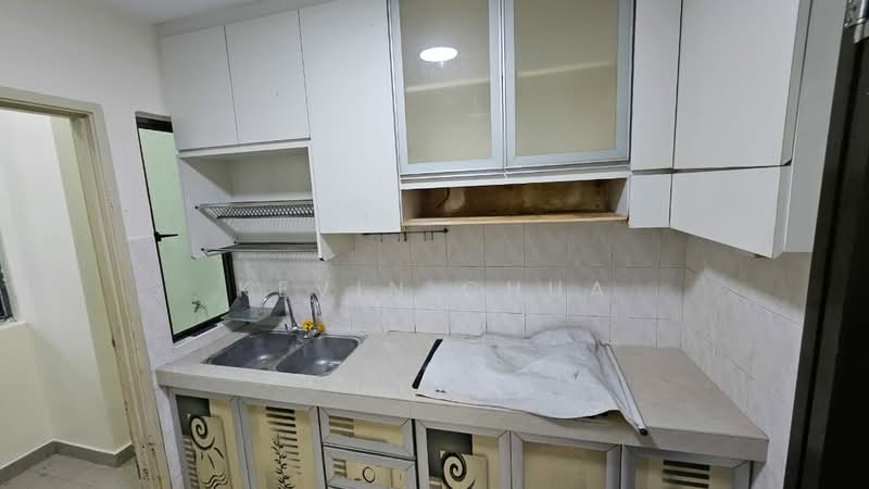 Pangsapuri untuk Disewa di Danga View Apartment - Kevin Chua - Kitchen - PropertyGuru.com.my