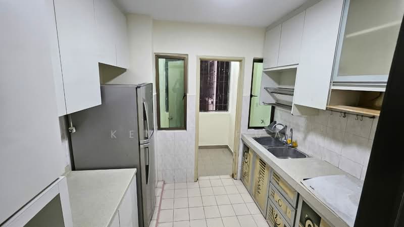 Pangsapuri untuk Disewa di Danga View Apartment - Kevin Chua - Kitchen - PropertyGuru.com.my