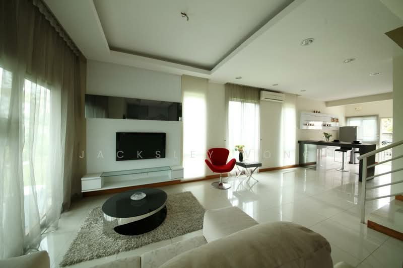 Semi-Detached House for Sale in Sungai Buloh (Selangor) - Jacksley Wong - Living Room - PropertyGuru.com.my
