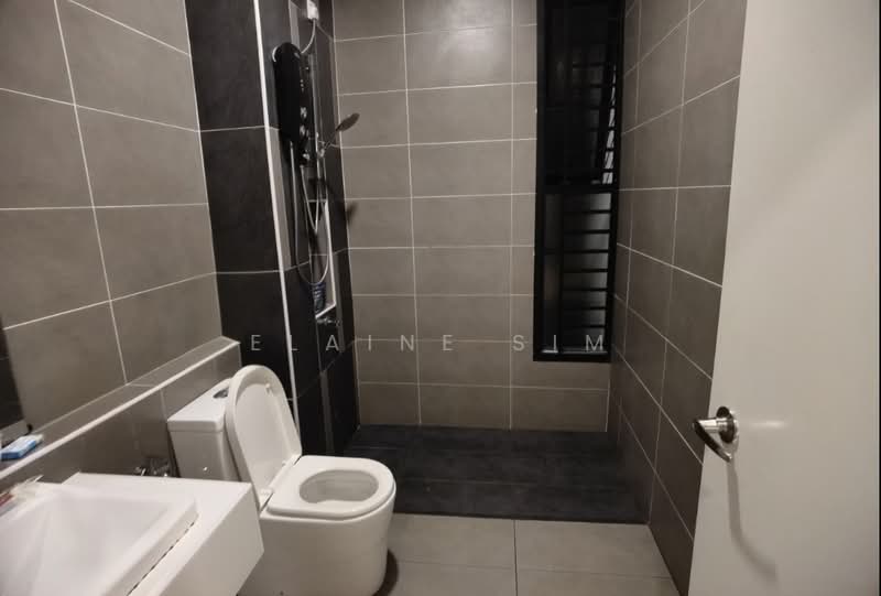 Rumah Teres 2-Tingkat untuk Dijual di Pasir Gudang (Johor) - Elaine Sim - Bathroom - PropertyGuru.com.my