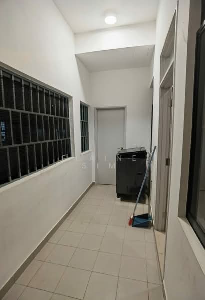 Rumah Teres 2-Tingkat untuk Dijual di Pasir Gudang (Johor) - Elaine Sim - Corridor - PropertyGuru.com.my