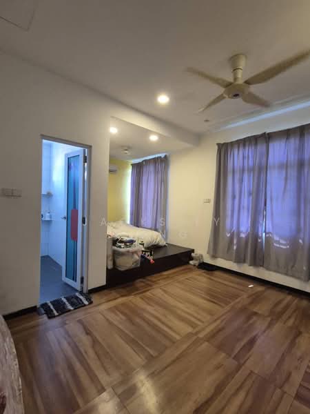 Rumah Banglo untuk Dijual di Taman Hulu Langat Jaya (Cheras) - Jacksley Wong - Bedroom - PropertyGuru.com.my