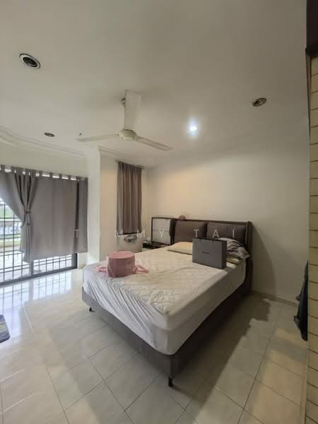 2-storey Terraced House for Sale in Bukit Indah (Iskandar Puteri (Nusajaya)) - Tommy Tai - Bedroom - PropertyGuru.com.my