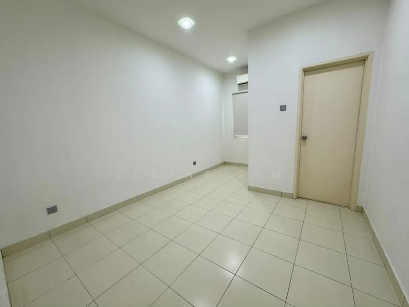 2-storey Terraced House for Sale in Taman Seri Austin (Tebrau) - Elaine Sim - Interior - PropertyGuru.com.my
