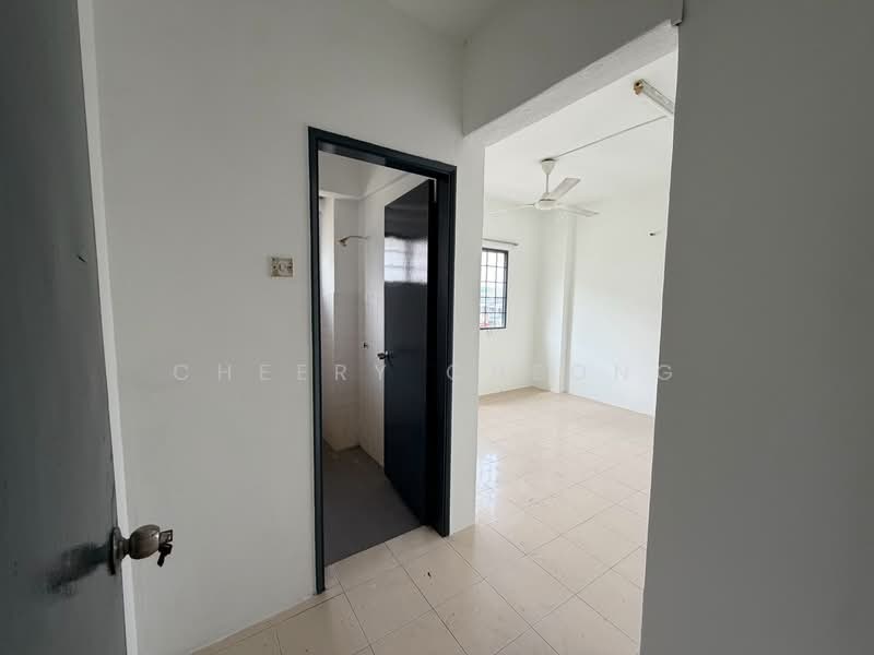 Pangsapuri untuk Dijual di Cheras Perdana Apartment Block A, B, C - Cheery Cheong - Interior - PropertyGuru.com.my