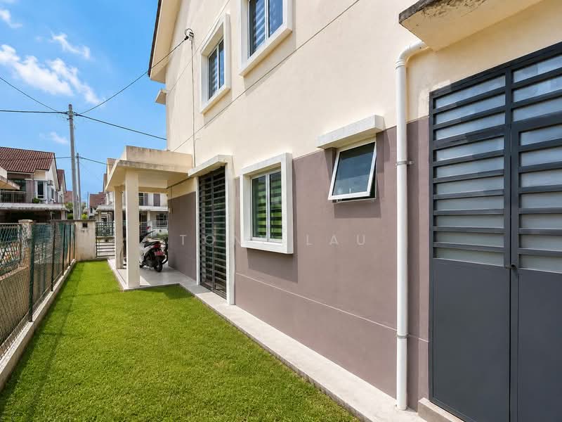 Cluster House for Sale in Puncak Alam (Selangor) - Tony Lau - Exterior - PropertyGuru.com.my