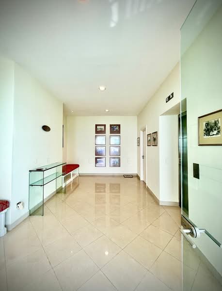 Condominium for Sale at Mayfair Condominium - Jeanette Hee - Entrance - PropertyGuru.com.my