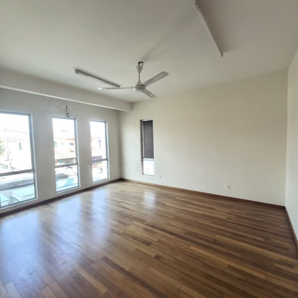 2.5-storey Terraced House for Sale in Bandar Bukit Tinggi 2 (Klang) - TY Chew - Bedroom - PropertyGuru.com.my