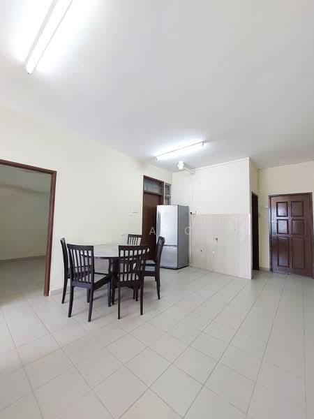 Pangsapuri untuk Disewa di Lake View Suites - Stella Chia - Kitchen - PropertyGuru.com.my