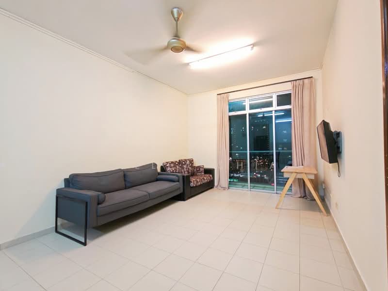 Pangsapuri untuk Disewa di Lake View Suites - Stella Chia - Living Room - PropertyGuru.com.my