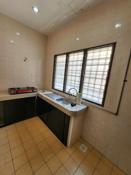 Rumah Teres 1 Tingkat untuk Dijual di Taman Desa Tambun (Tambun) - Lee Muzi - Kitchen - PropertyGuru.com.my