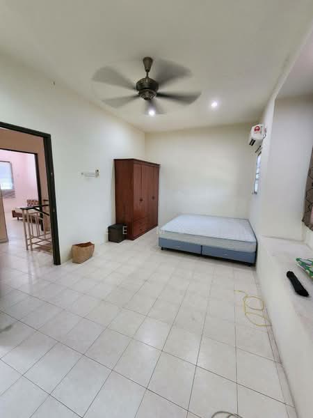Rumah Teres 1 Tingkat untuk Dijual di Taman Desa Tambun (Tambun) - Lee Muzi - Bedroom - PropertyGuru.com.my