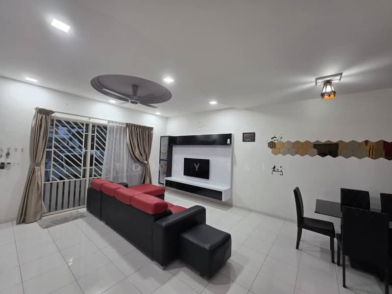 Rumah Teres 2 Tingkat untuk Dijual di Taman Setia Indah (Tebrau) - Tommy Tai - Living Room - PropertyGuru.com.my
