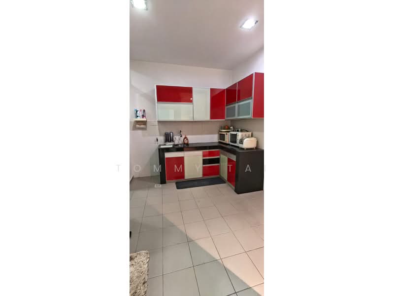 Rumah Teres 2 Tingkat untuk Dijual di Taman Setia Indah (Tebrau) - Tommy Tai - Kitchen - PropertyGuru.com.my