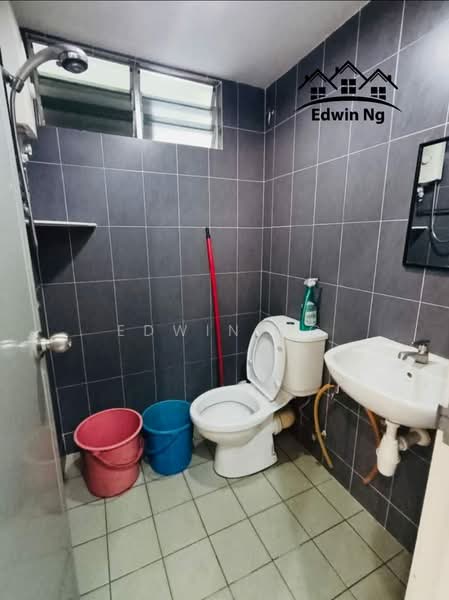 Apartment for Sale at The Ocean View (Bandar Sri Pinang) - Edwin Ng - Bathroom - PropertyGuru.com.my
