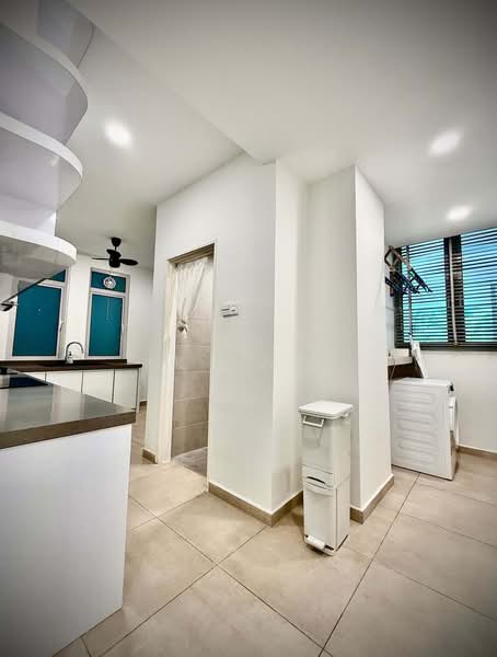 Condominium for Sale at 10 Island Resort - KK Kwok - Kitchen - PropertyGuru.com.my