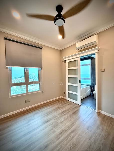 Condominium for Sale at 10 Island Resort - KK Kwok - Bathroom - PropertyGuru.com.my