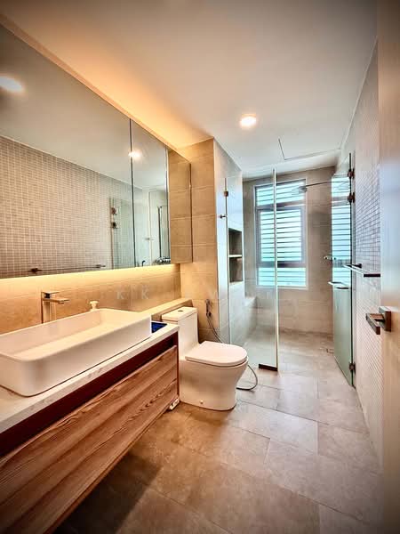 Condominium for Sale at 10 Island Resort - KK Kwok - Bathroom - PropertyGuru.com.my
