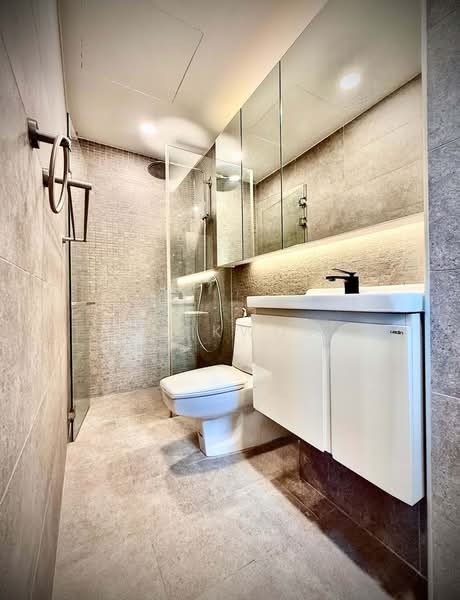 Condominium for Sale at 10 Island Resort - KK Kwok - Bathroom - PropertyGuru.com.my
