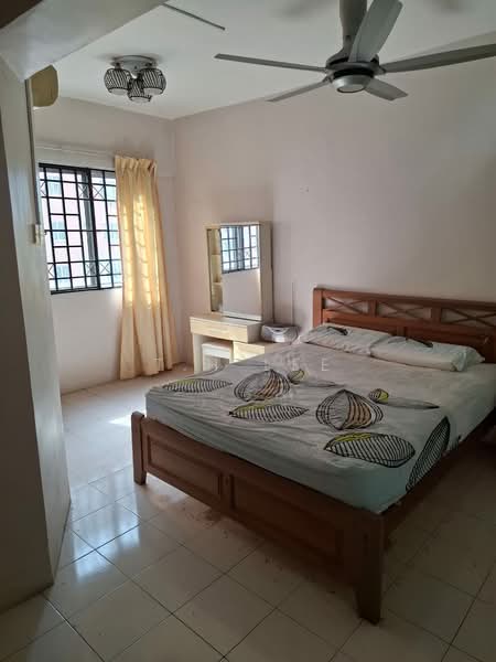 Pangsapuri untuk Dijual di Pelangi Heights - T.H Lee - Bedroom - PropertyGuru.com.my