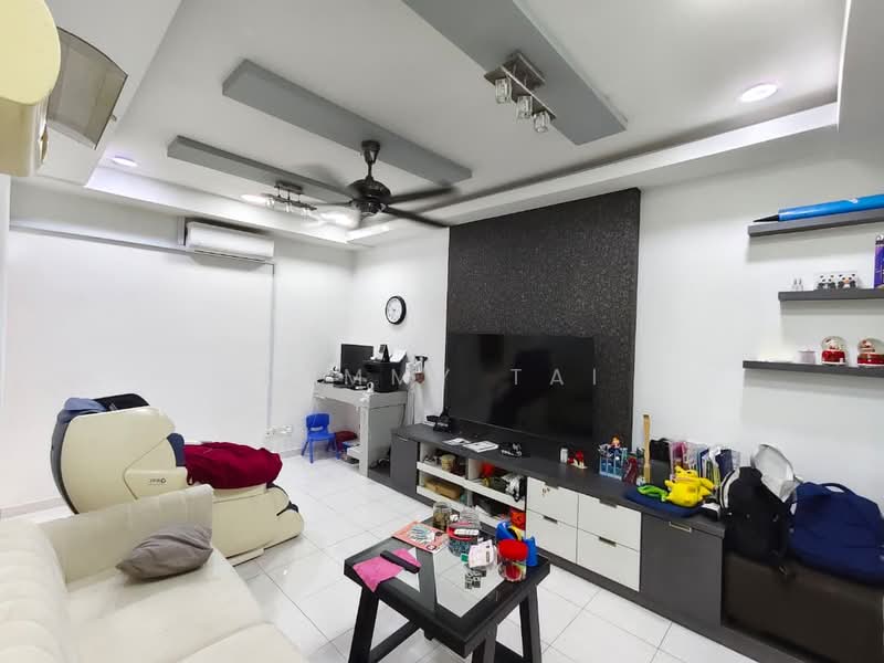 1-storey Terraced House for Sale in Bukit Indah (Iskandar Puteri (Nusajaya)) - Tommy Tai - Living Room - PropertyGuru.com.my