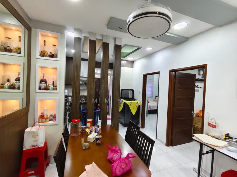 1-storey Terraced House for Sale in Bukit Indah (Iskandar Puteri (Nusajaya)) - Tommy Tai - Dining Room - PropertyGuru.com.my