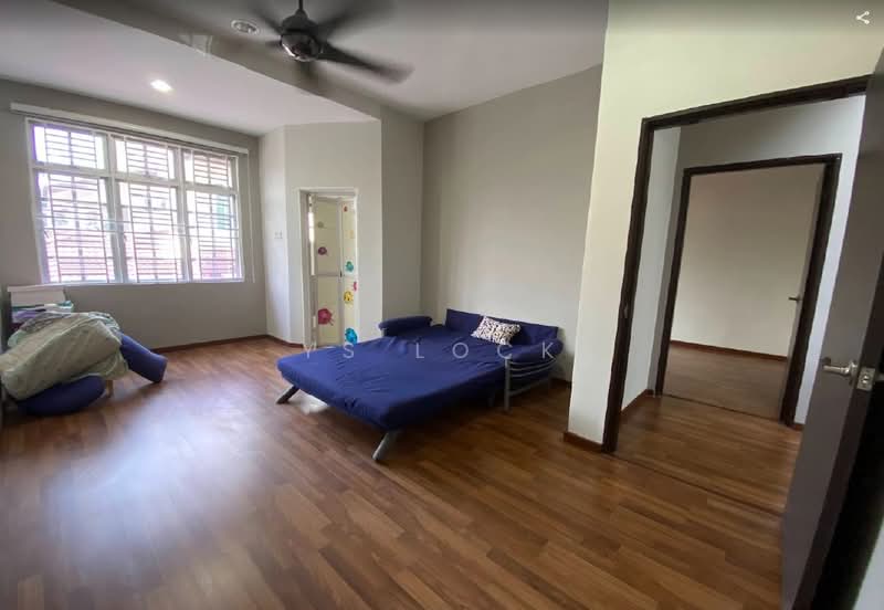 2-storey Terraced House for Rent in Seri Kembangan (Selangor) - YS Lock - Interior - PropertyGuru.com.my
