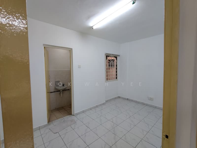 Pangsapuri untuk Dijual di saujana apartment - Kok Wah Yee - Interior - PropertyGuru.com.my