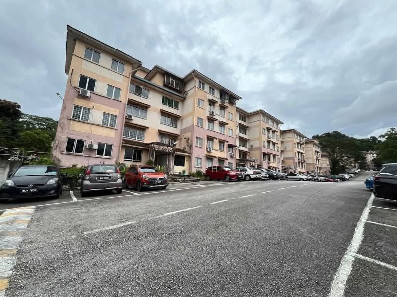 Pangsapuri untuk Dijual di saujana apartment - Kok Wah Yee - Exterior - PropertyGuru.com.my