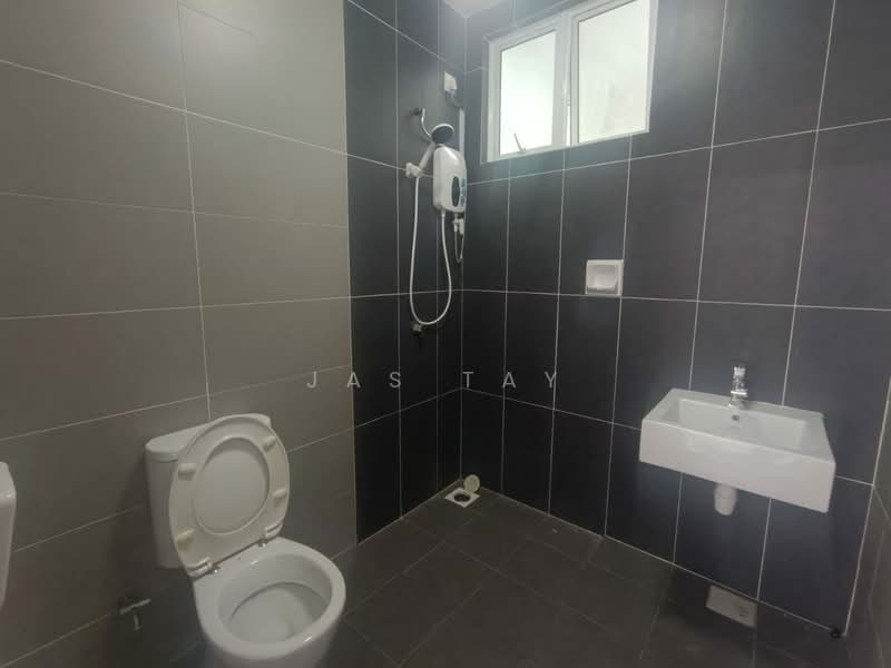 Service Residence for Sale at Skysuites @ Meldrum Hills - Jas Tay - Bathroom - PropertyGuru.com.my