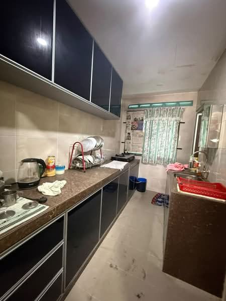 Rumah Flat untuk Dijual di Taman Kempas - Elaine Sim - Kitchen - PropertyGuru.com.my