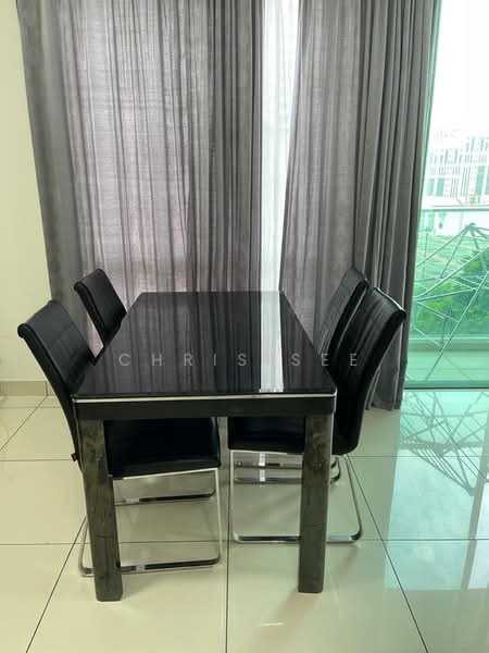 Servis Apartment untuk Disewa di Glomac Damansara - Chris See - Dining Room - PropertyGuru.com.my