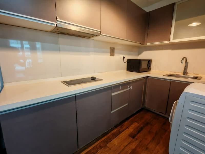 Servis Apartment untuk Disewa di Regalia Residence - Coyi Lim - Kitchen - PropertyGuru.com.my