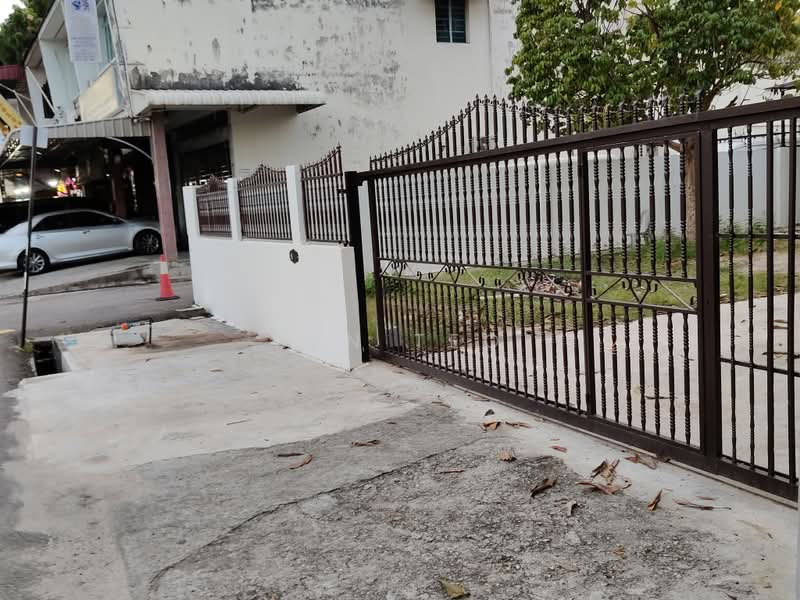 Shop / Office for Rent in Jelutong Timur (Jelutong) - Pen Teo - PropertyGuru.com.my