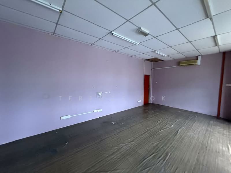 Semi-D Factory for Rent in Taman Tuanku Jaafar (Sungai Gadut) - Terence Lok - Interior - PropertyGuru.com.my