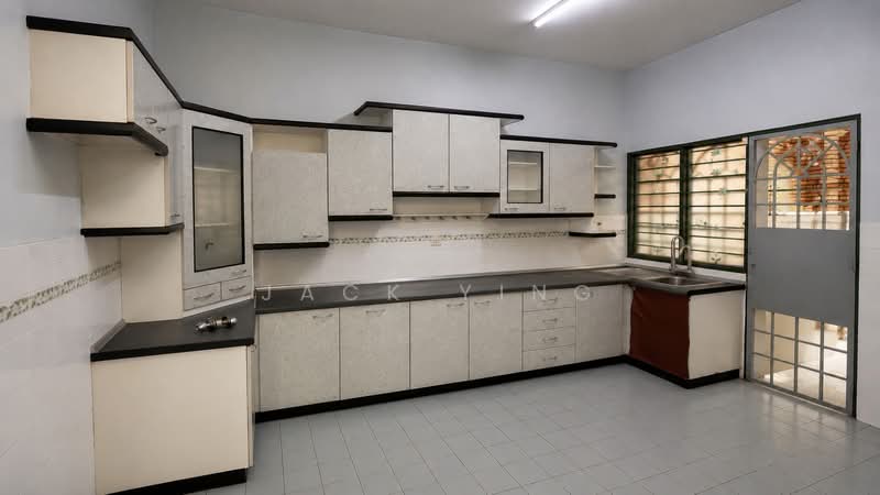 Rumah Flat untuk Dijual di Taman Halaman - JACK YING - Kitchen - PropertyGuru.com.my
