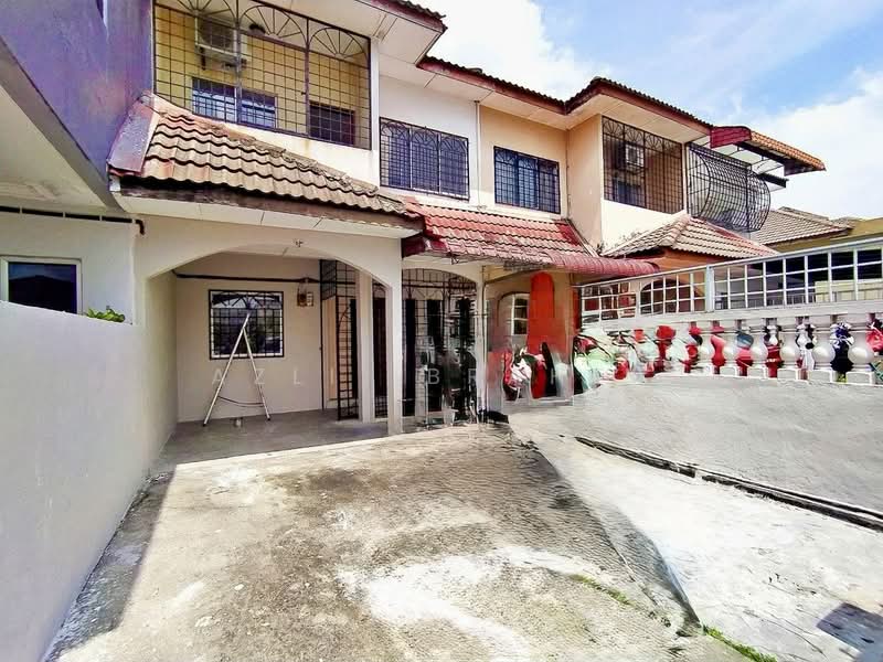 Rumah Teres 2-Tingkat untuk Dijual di Taman Pandan Mewah (Ampang) - Azli Ibrahim - Exterior - PropertyGuru.com.my