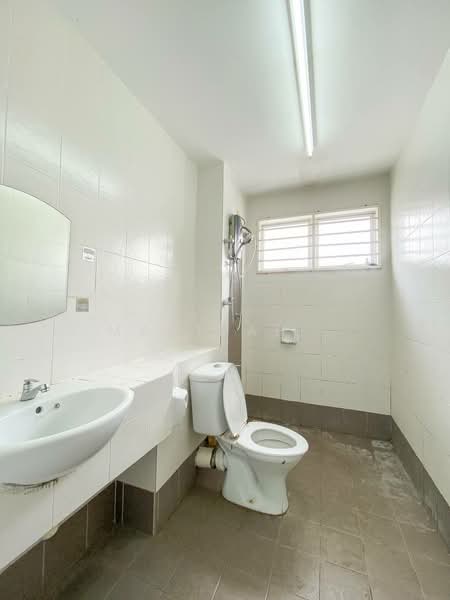 Rumah Teres 2 Tingkat untuk Dijual di Bandar Teknologi Kajang (Kajang) - Mahirah . - Bathroom - PropertyGuru.com.my