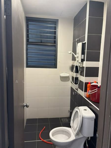 Apartment for Rent at Seri Austin Residence (Pangsapuri Seri Austin) - Au Yong Lucy - Bathroom - PropertyGuru.com.my