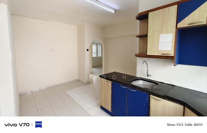 Flat for Rent at Paradigm Residence - Ms Goh - Kitchen - PropertyGuru.com.my