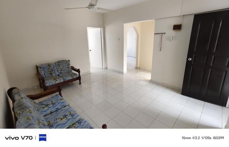 Flat for Rent at Paradigm Residence - Ms Goh - Living Room - PropertyGuru.com.my