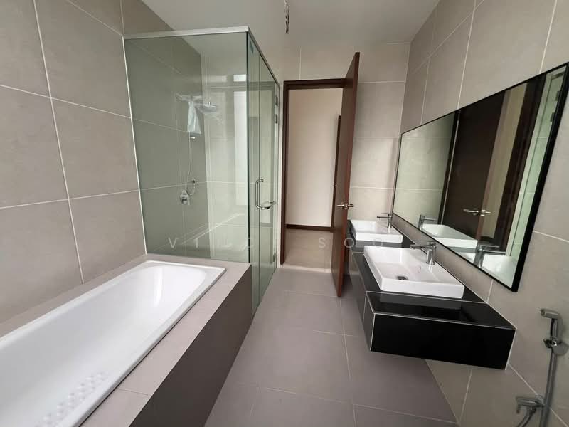 2-storey Terraced House for Sale in Puteri Harbour (Iskandar Puteri (Nusajaya)) - Vince Soo - Bathroom - PropertyGuru.com.my