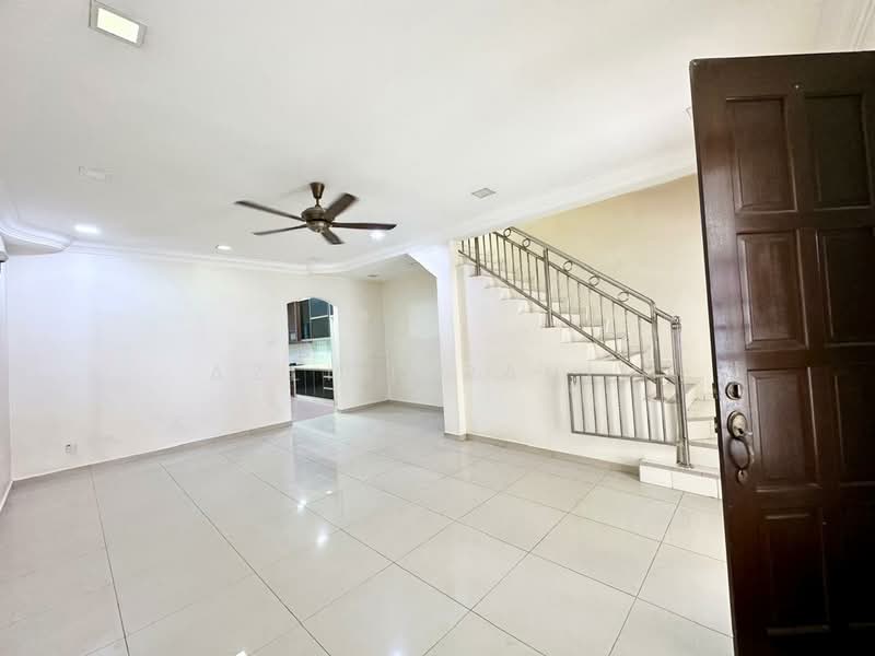 2-storey Terraced House for Sale in Taman Gombak Permai (Batu Caves) - Azli Ibrahim - Living Room - PropertyGuru.com.my