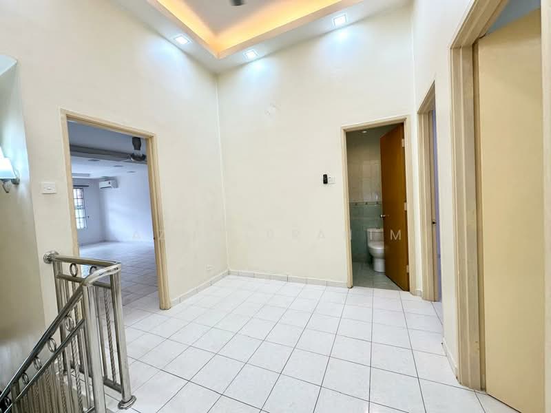 2-storey Terraced House for Sale in Taman Gombak Permai (Batu Caves) - Azli Ibrahim - Interior - PropertyGuru.com.my