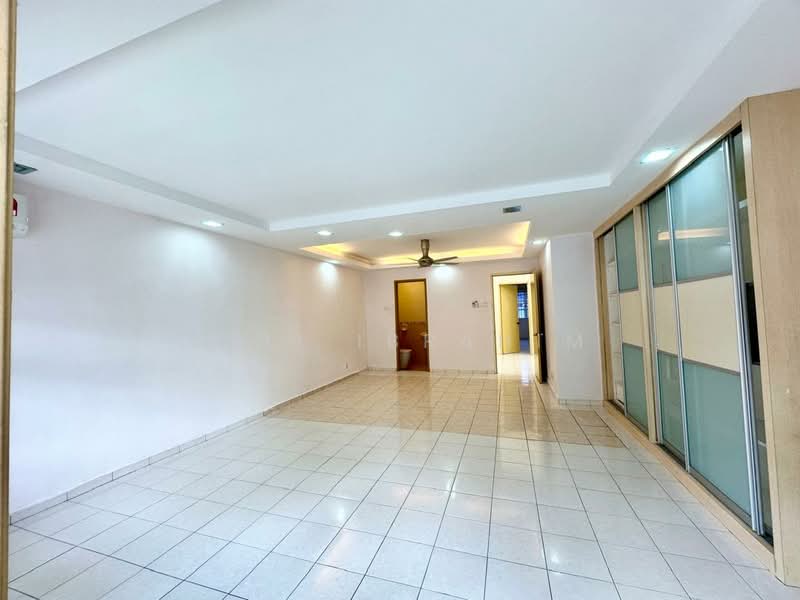 2-storey Terraced House for Sale in Taman Gombak Permai (Batu Caves) - Azli Ibrahim - Living Room - PropertyGuru.com.my